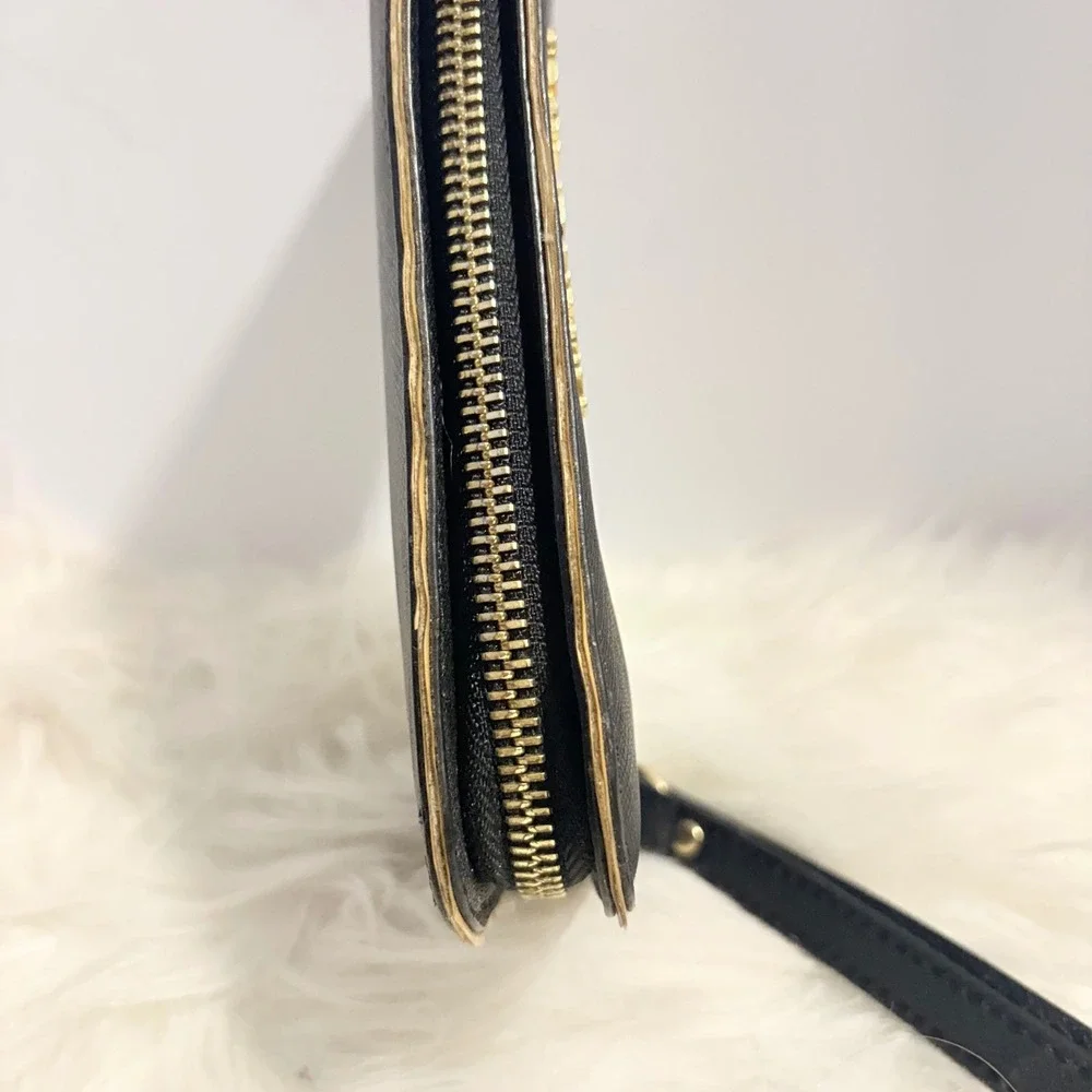 Michael Kors Jet Set Travel Zip Around Accordion Wallet Black 38F7YFMZ3L